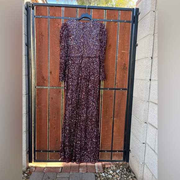 MAC DUGGAL 5510 SEQUINED SURPLICE MOHAGANY GOWN sz 10 - Picture 4 of 11